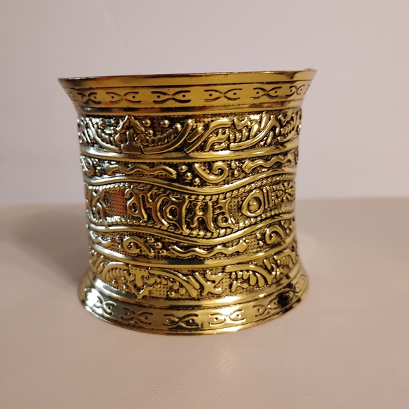 Gold Ornate Cuff Bracelet - Picture 2 of 7